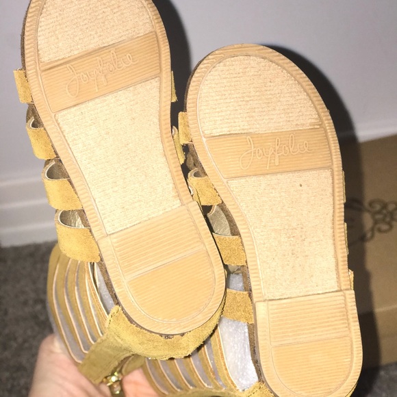 Gladiators - Picture 3 of 3